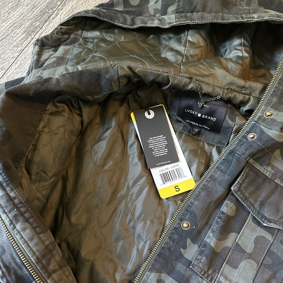 Lucky Brand Camo Jacket - Picture 4 of 4